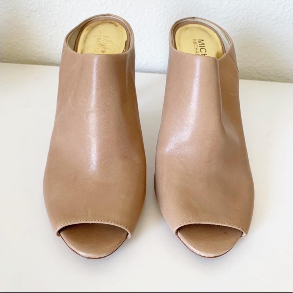 Michael Michael Kors Latte Beige Leather Mules Open Toe Heels Size 8 - Picture 3 of 8